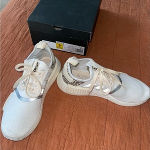 Adidas NMD R1 W Size 9 Cheetah Print